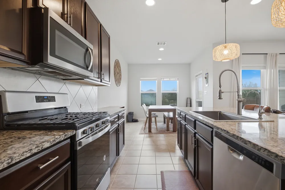 1100 S San Marcos Street Manor, TX 78653