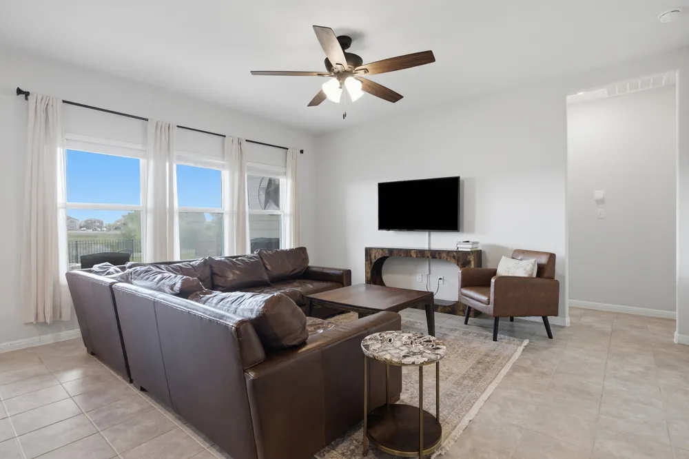1100 S San Marcos Street Manor, TX 78653