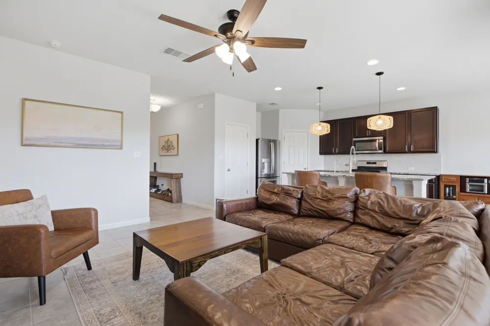 1100 S San Marcos Street Manor, TX 78653