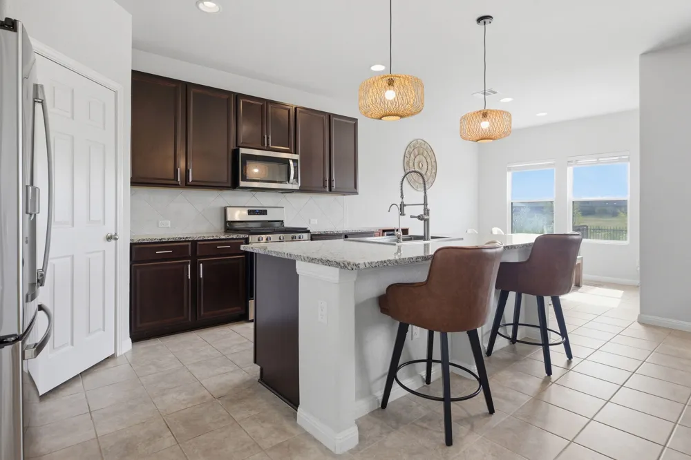 1100 S San Marcos Street Manor, TX 78653