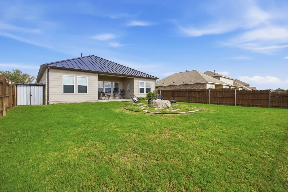 1100 S San Marcos Street Manor, TX 78653