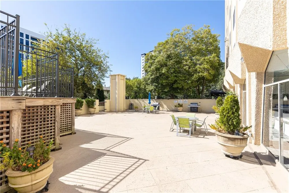2479 Peachtree Road NE #1706 Atlanta, GA 30305