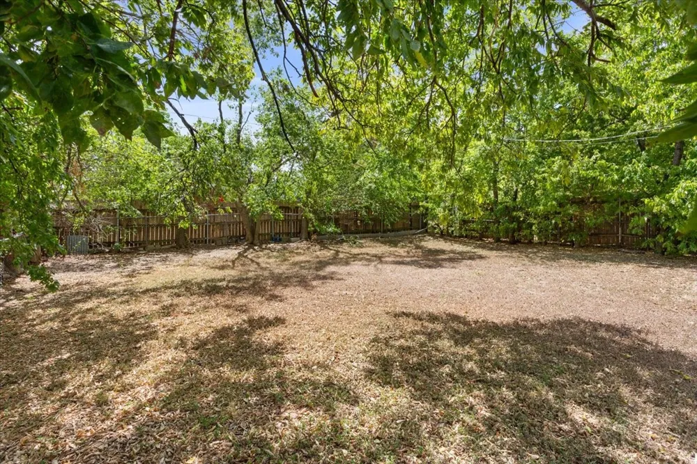 204 E Fowler Avenue Killeen, TX 76541