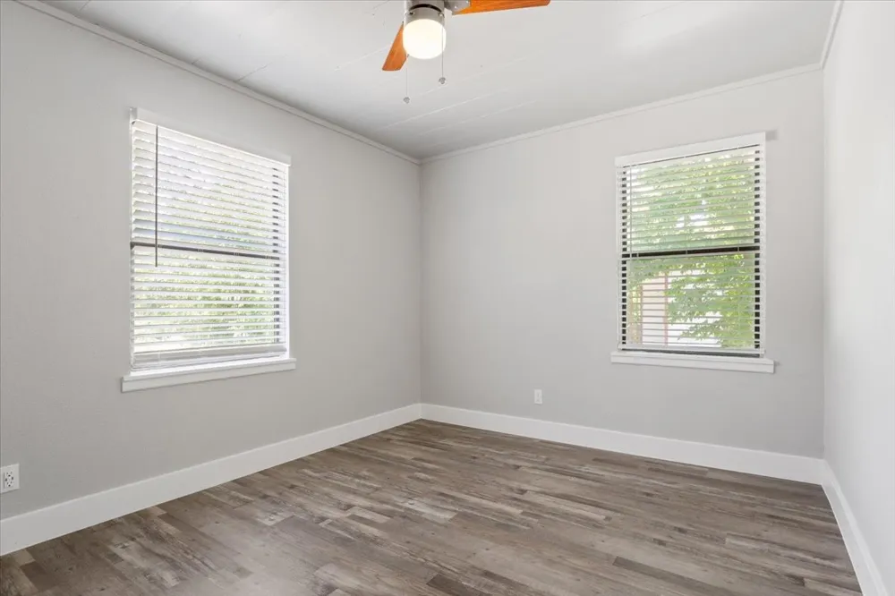204 E Fowler Avenue Killeen, TX 76541