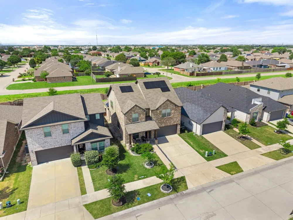 1436 Black Canyon Avenue Royse City, TX 75189