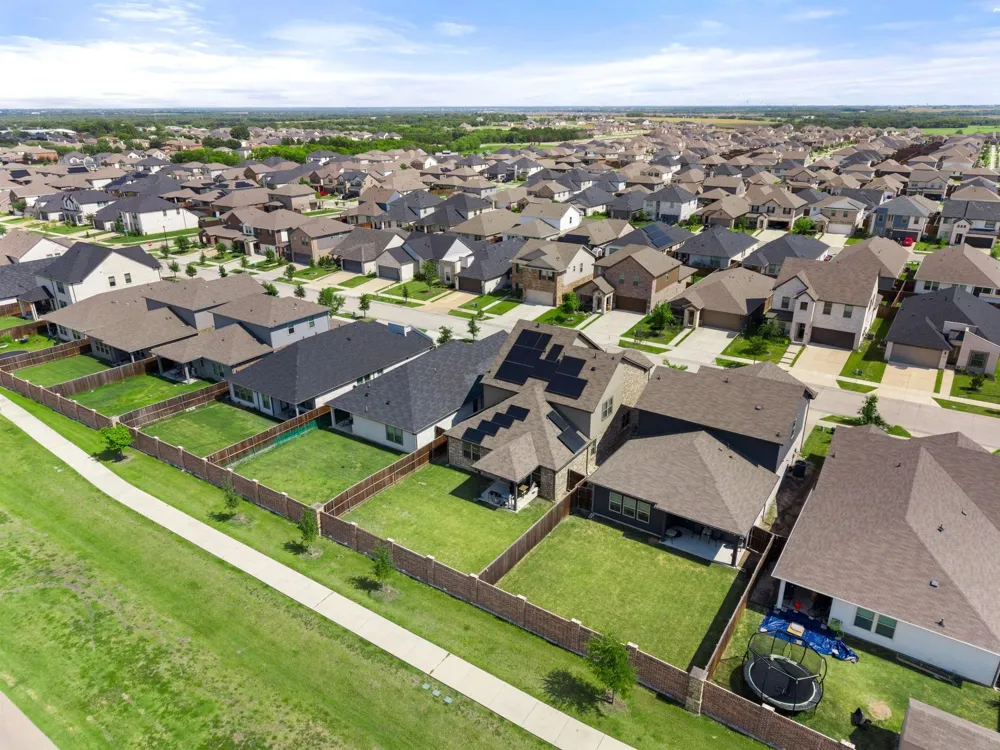 1436 Black Canyon Avenue Royse City, TX 75189