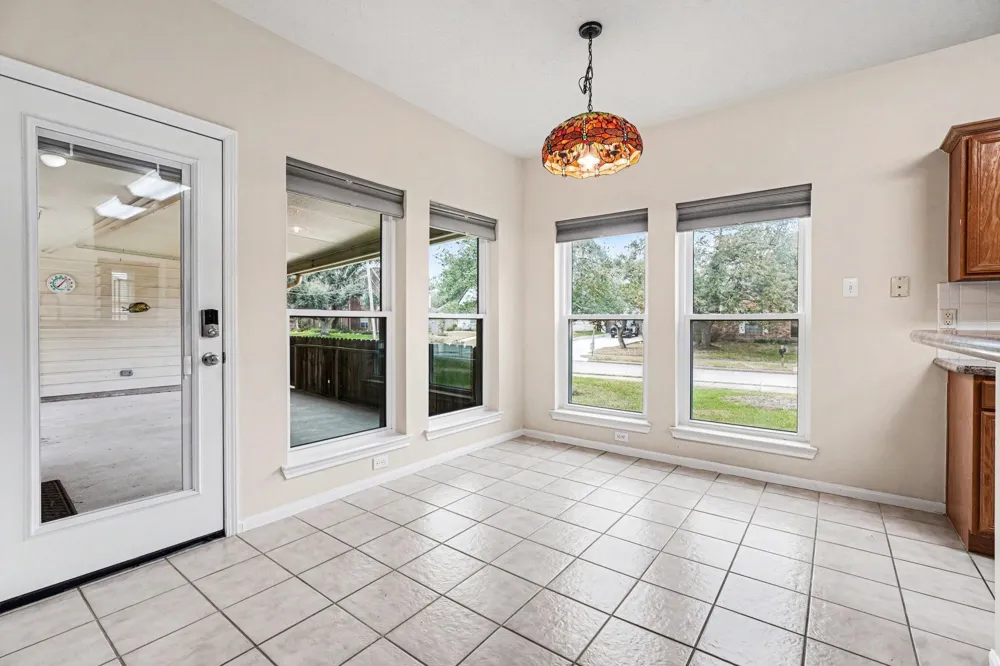 702 Huntercrest Street El Lago, TX 77586