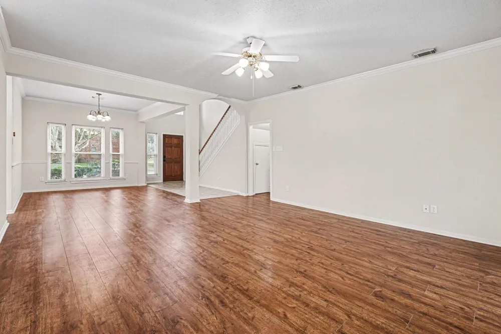 702 Huntercrest Street El Lago, TX 77586