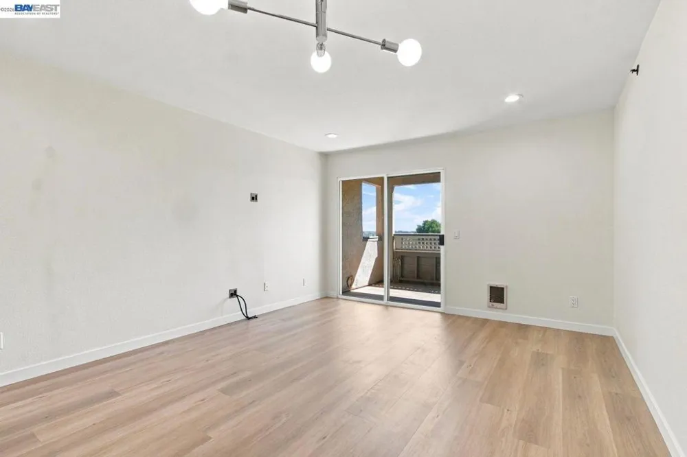 685 Dartmore Ln #365 Hayward, CA 94544