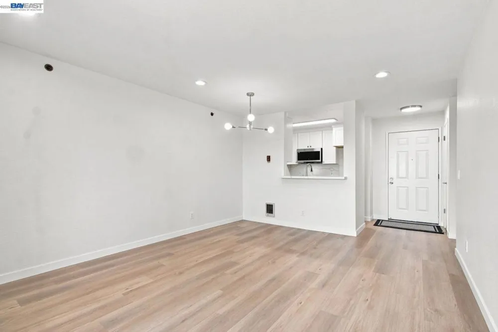 685 Dartmore Ln #365 Hayward, CA 94544