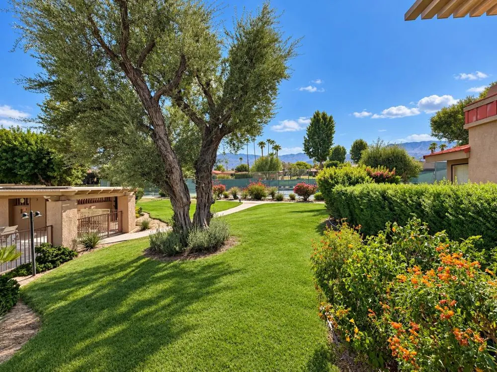 72477 Rolling Knoll Drive Palm Desert, CA 92260