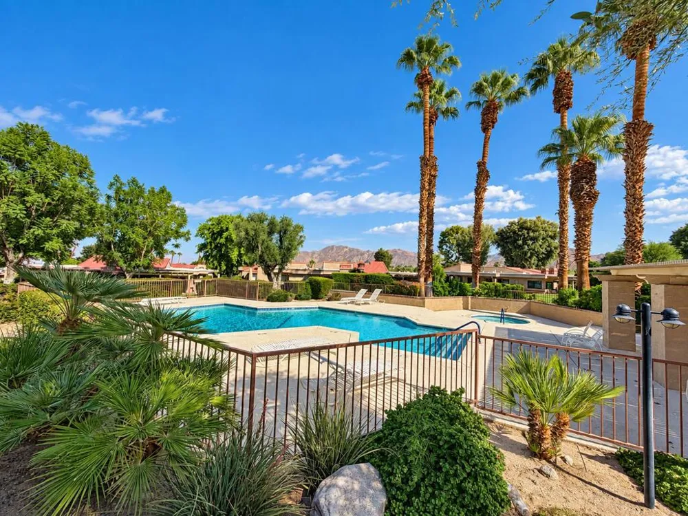 72477 Rolling Knoll Drive Palm Desert, CA 92260