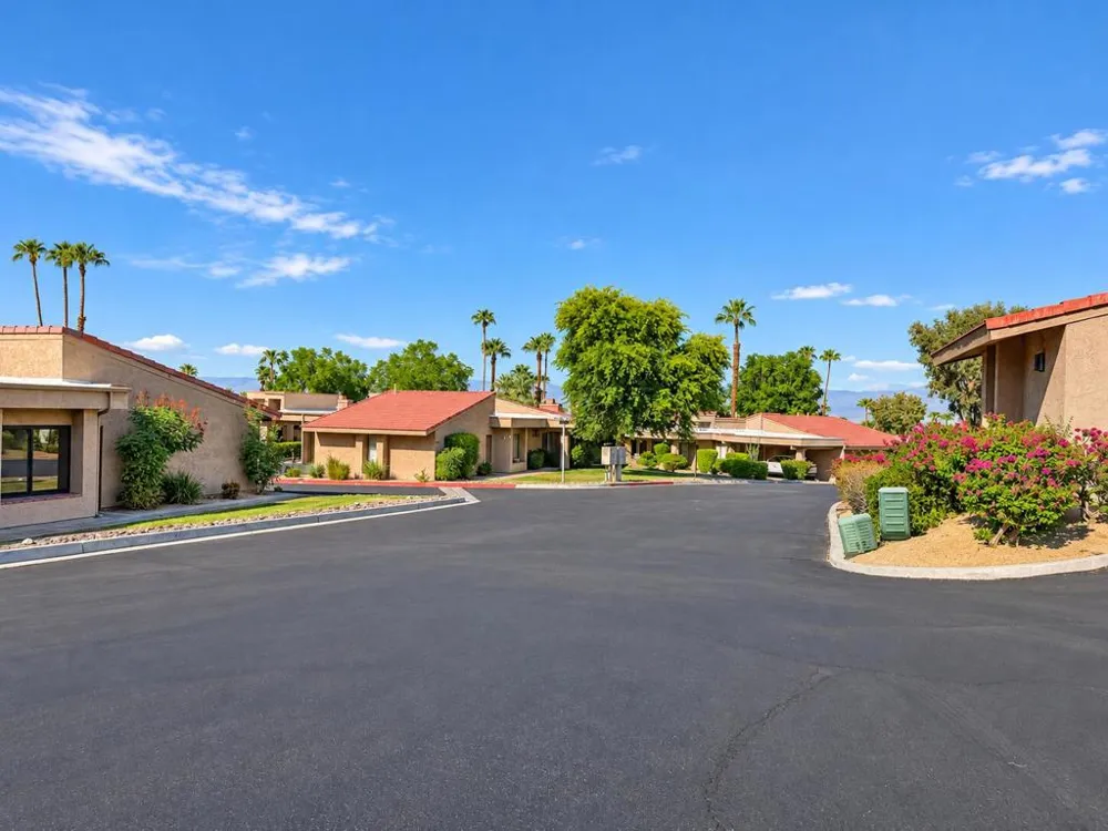 72477 Rolling Knoll Drive Palm Desert, CA 92260