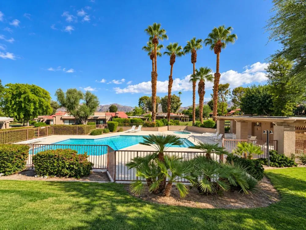 72477 Rolling Knoll Drive Palm Desert, CA 92260
