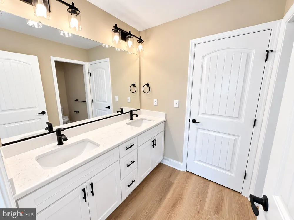 1402 CEDAR RUN Pocomoke City, MD 21851
