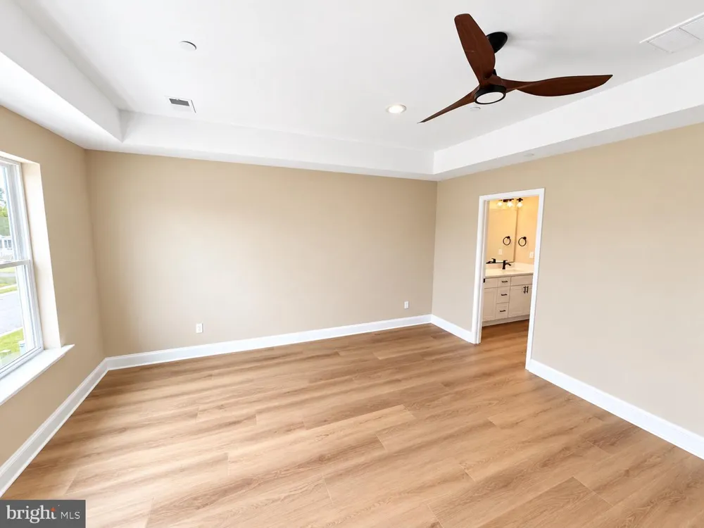 1402 CEDAR RUN Pocomoke City, MD 21851