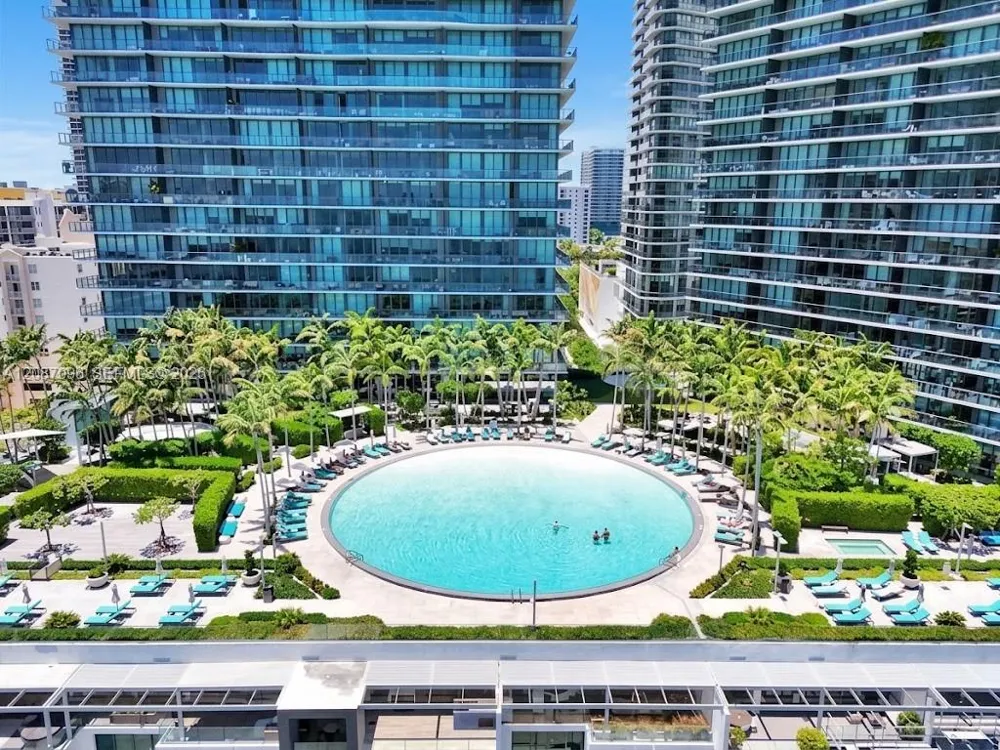 650 NE 32nd St #4705 Miami, FL 33137