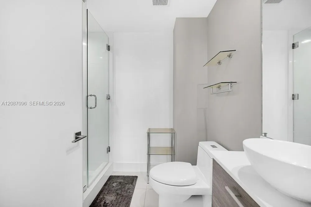 650 NE 32nd St #4705 Miami, FL 33137