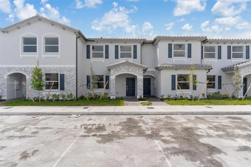 1081 SE 3rd St Florida City, FL 33034