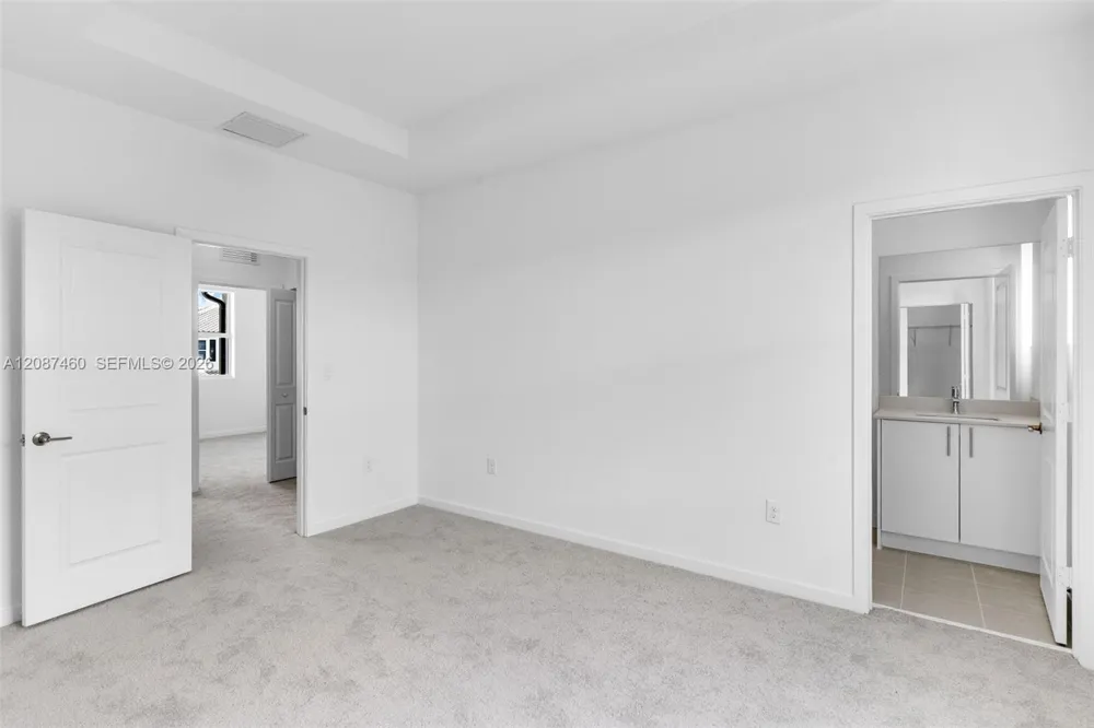 1081 SE 3rd St Florida City, FL 33034