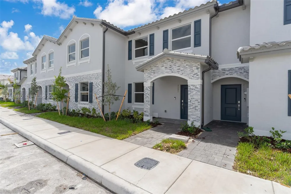 1081 SE 3rd St Florida City, FL 33034