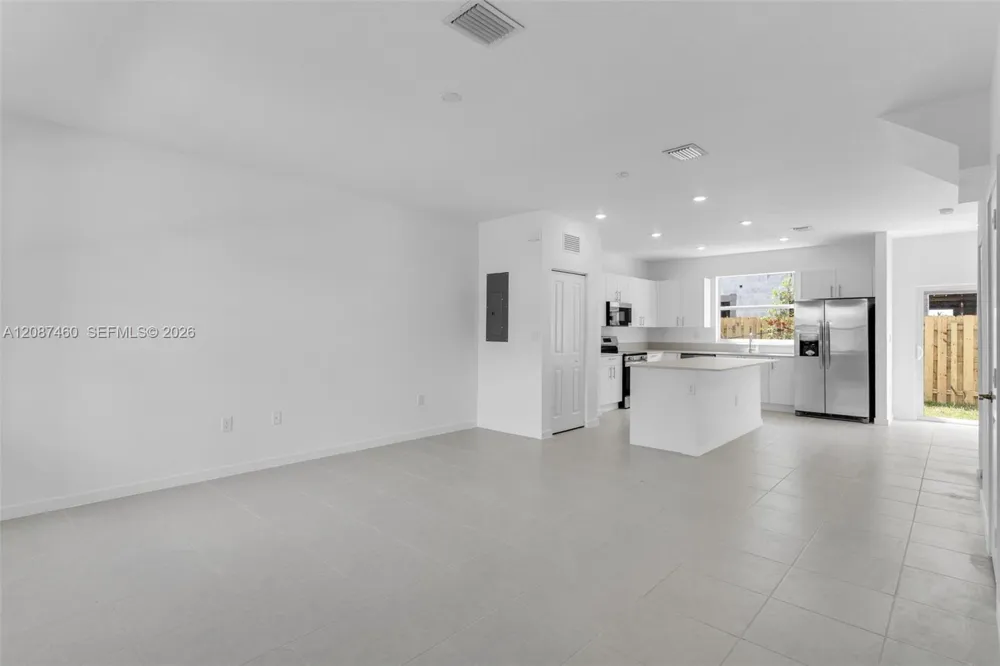 1081 SE 3rd St Florida City, FL 33034
