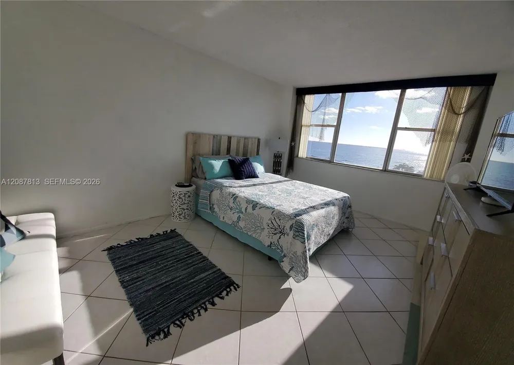 3180 S Ocean Dr #315 Hallandale Beach, FL 33009