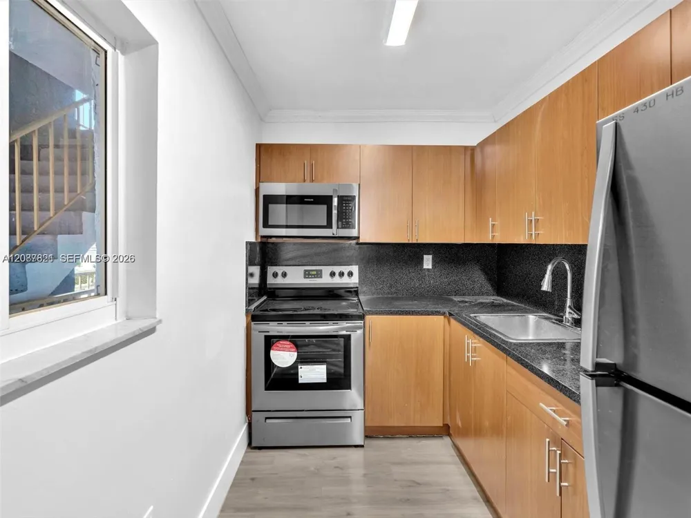 3626 NE 168th St #202 North Miami Beach, FL 33160
