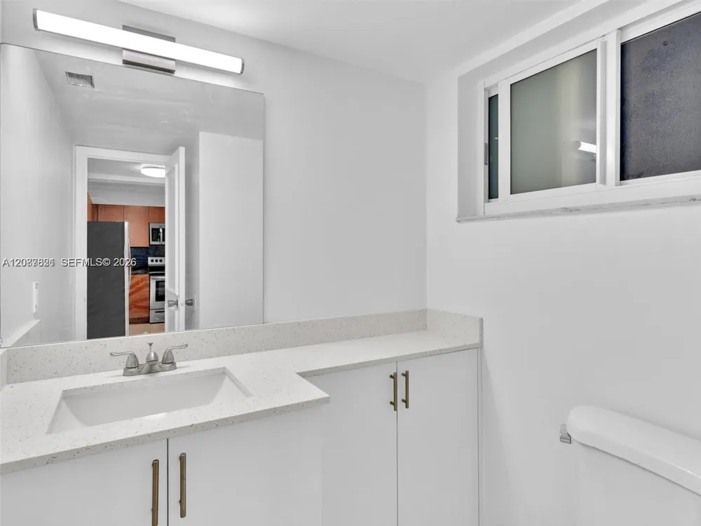 3626 NE 168th St #202 North Miami Beach, FL 33160