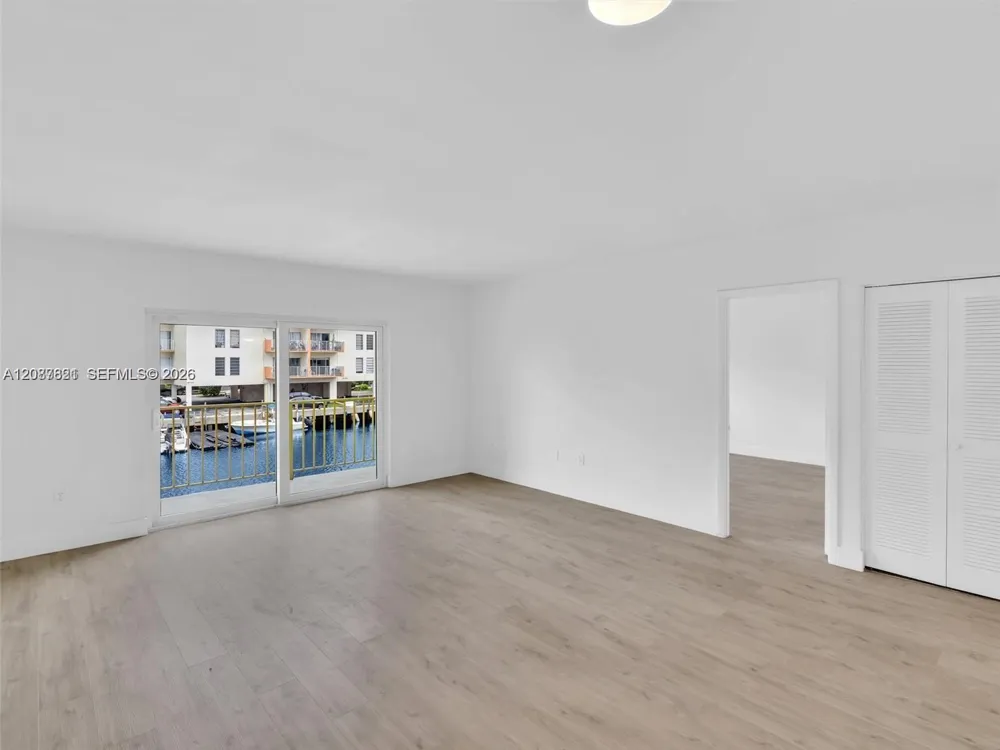 3626 NE 168th St #202 North Miami Beach, FL 33160