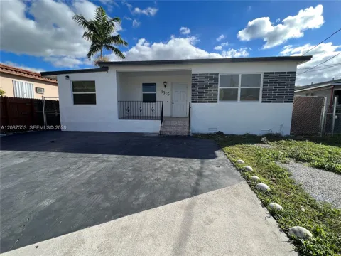 3315 SW 91st Ave