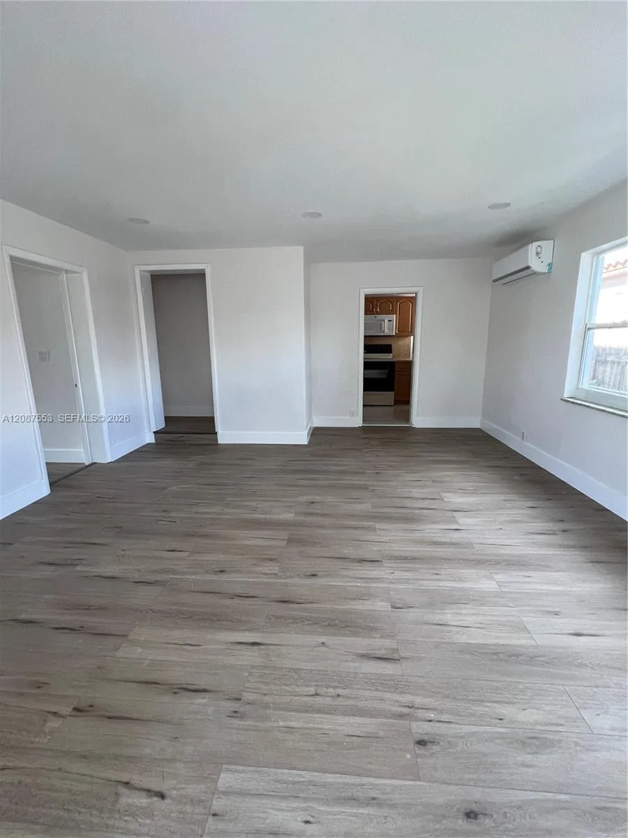 3315 SW 91st Ave Miami, FL 33165
