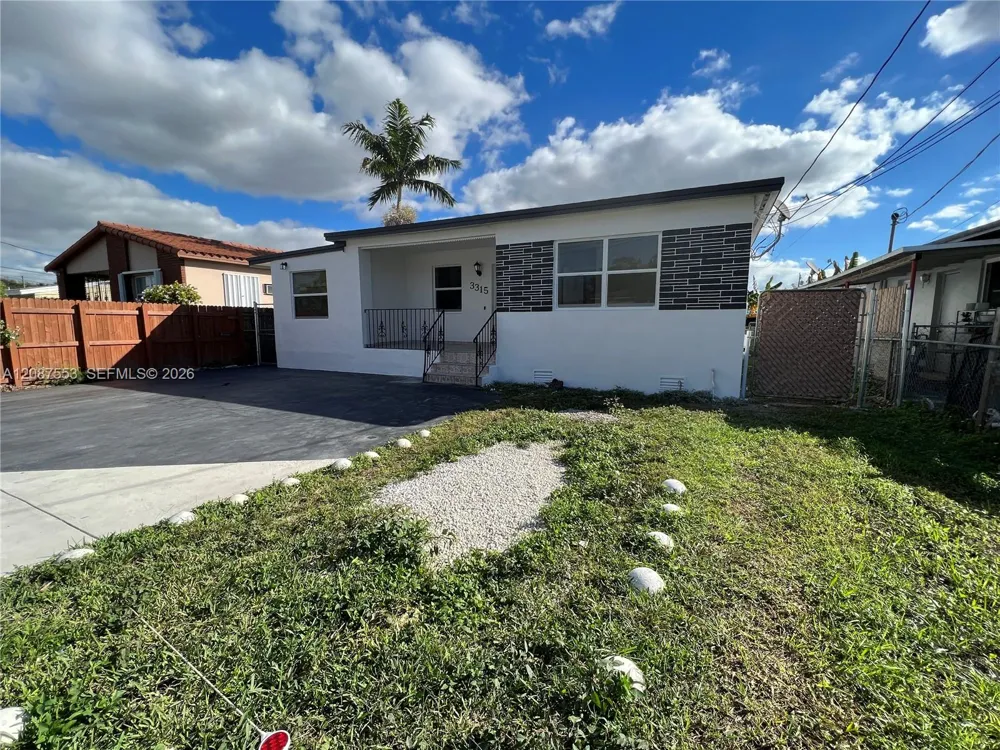 3315 SW 91st Ave Miami, FL 33165