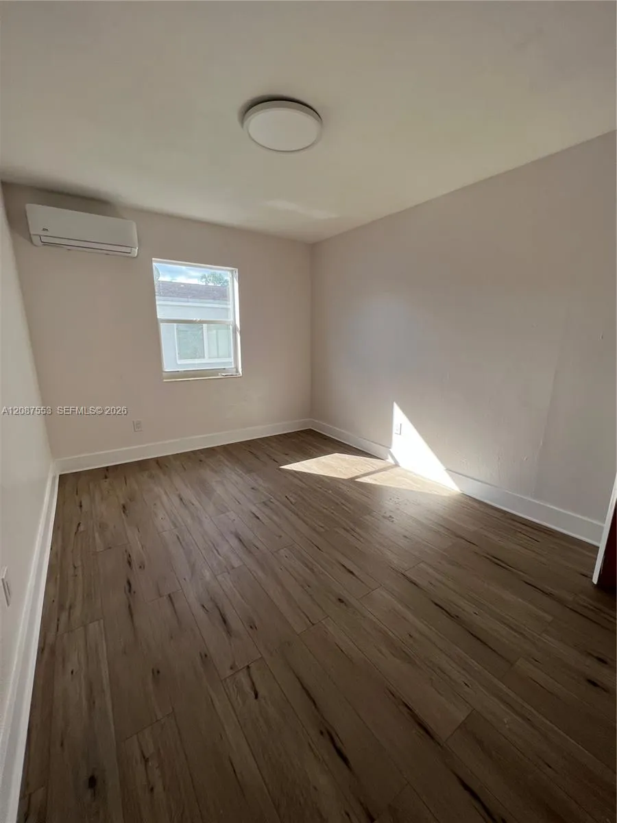 3315 SW 91st Ave Miami, FL 33165