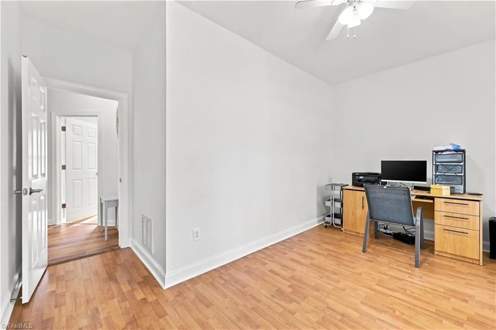 6112 Four Oaks Court Summerfield, NC 27358
