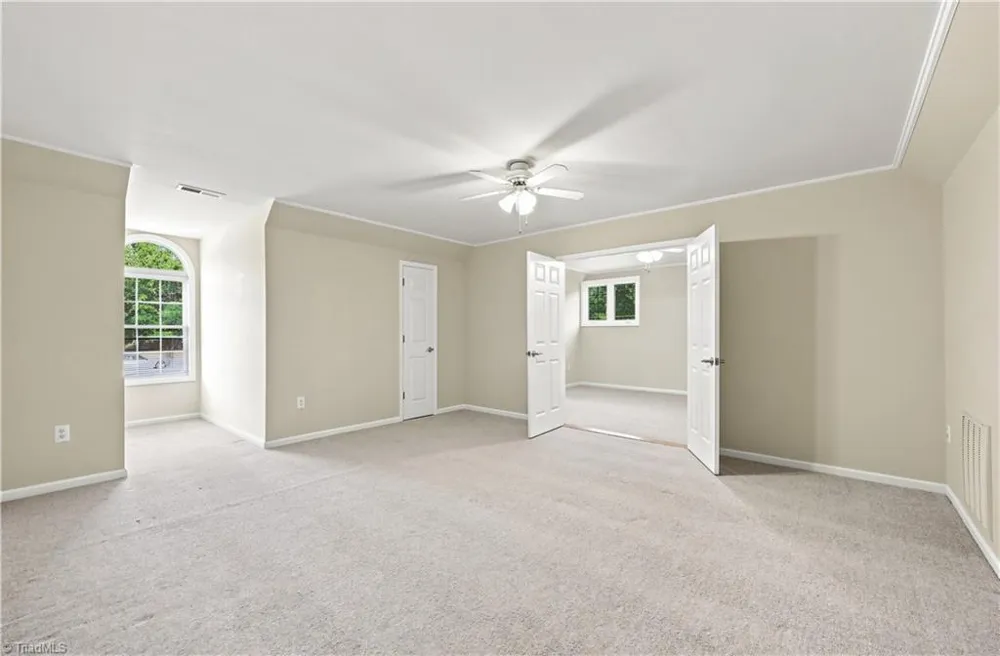 6112 Four Oaks Court Summerfield, NC 27358