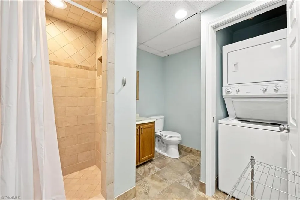 6112 Four Oaks Court Summerfield, NC 27358