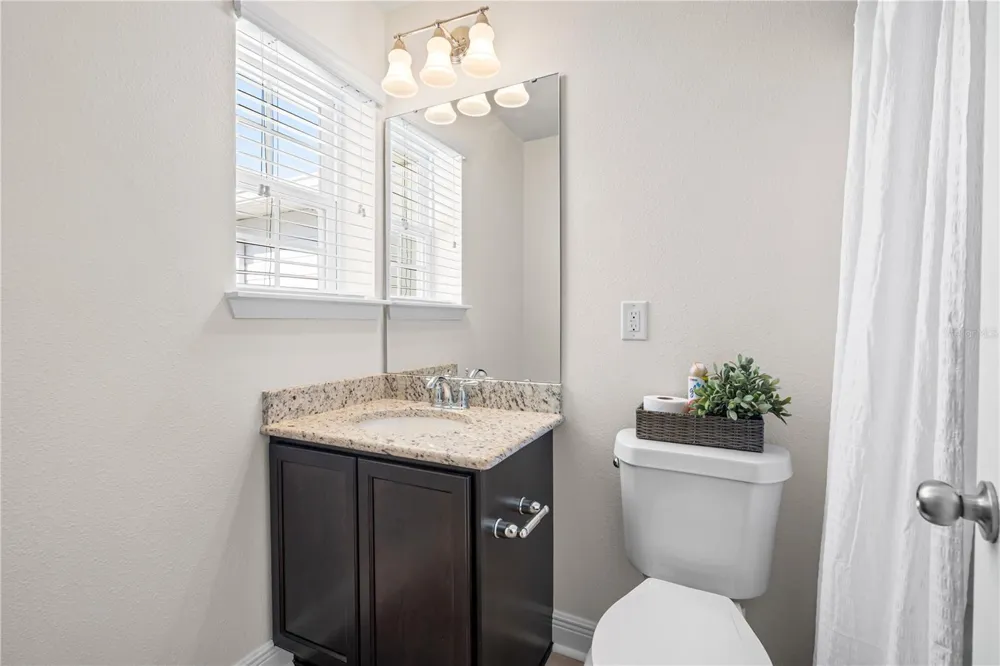 8719 TURNSTONE HAVEN PLACE Tampa, FL 33619