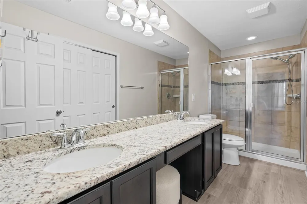 8719 TURNSTONE HAVEN PLACE Tampa, FL 33619