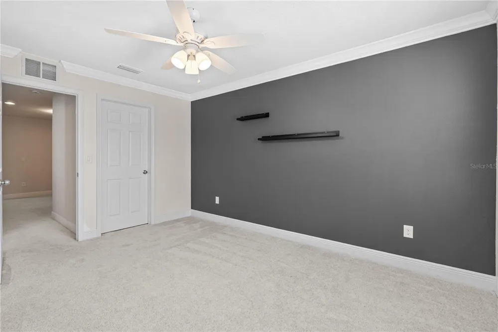 8719 TURNSTONE HAVEN PLACE Tampa, FL 33619