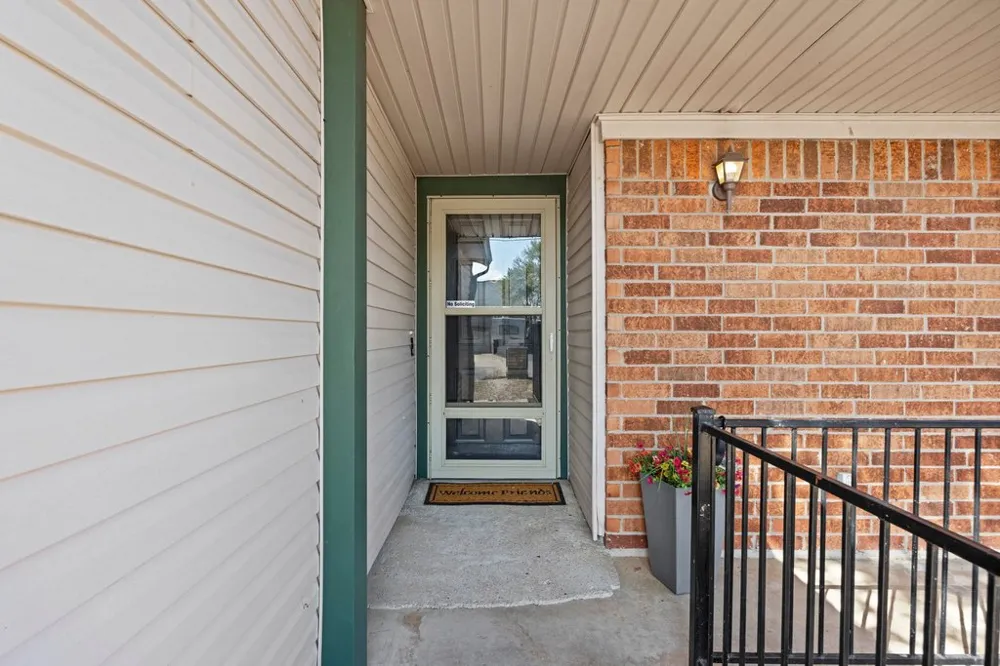 1702 Oakridge Drive Round Rock, TX 78681
