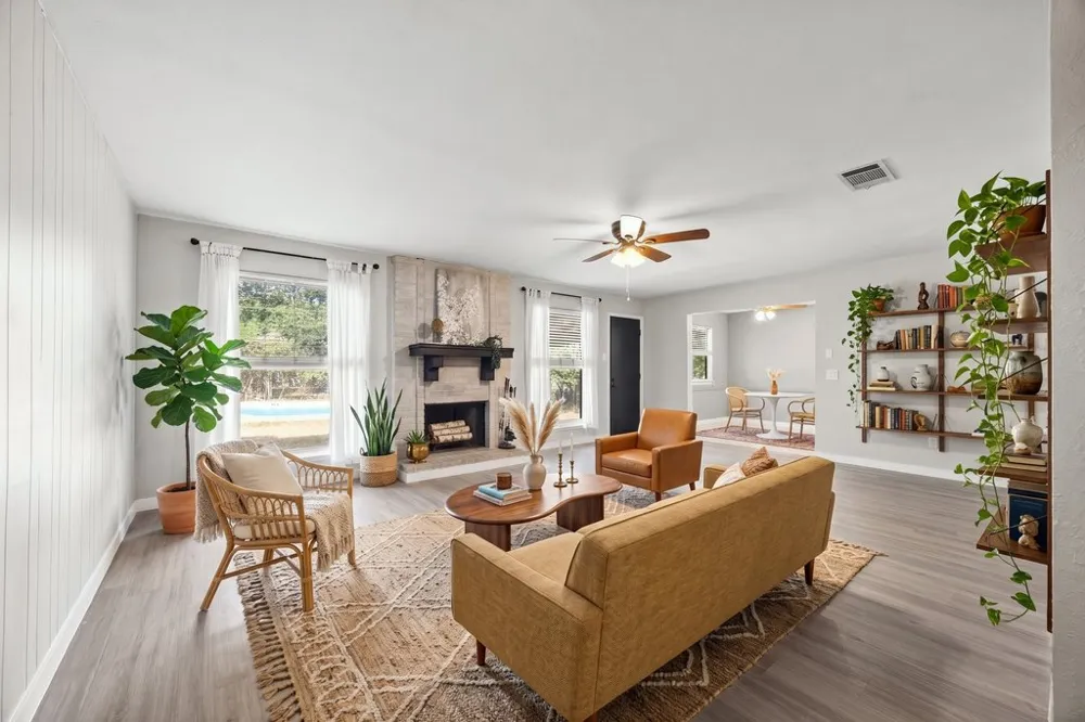 1702 Oakridge Drive Round Rock, TX 78681