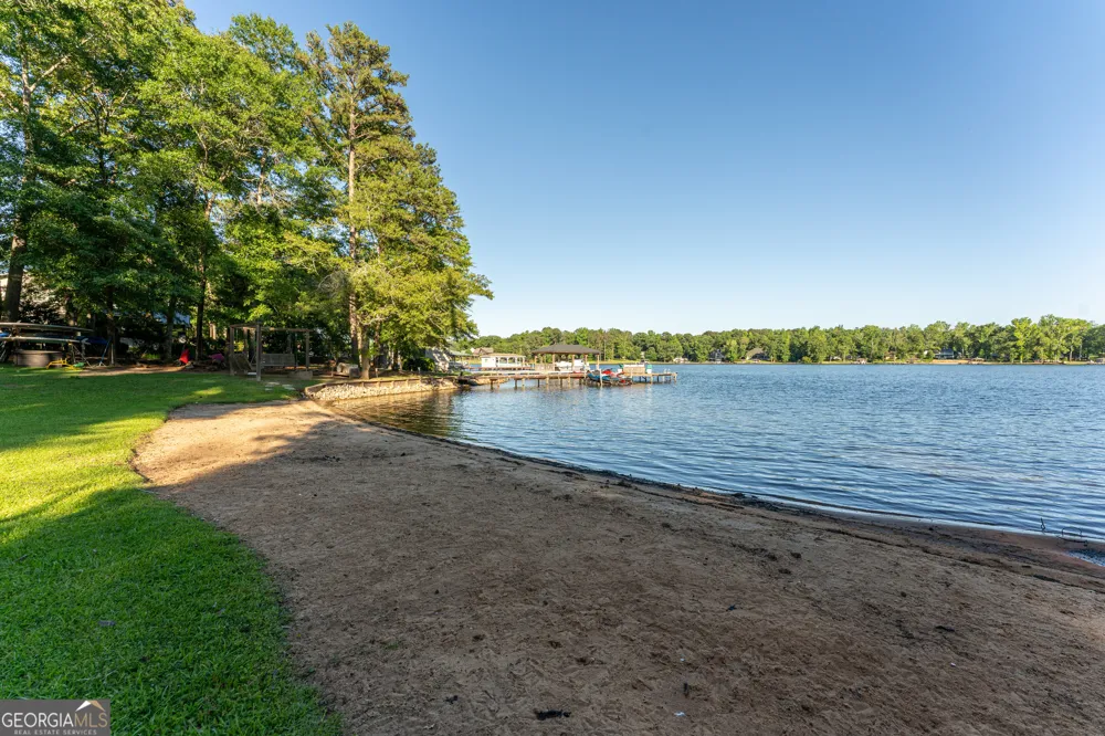 183 Lakecrest DR Milledgeville, GA 31061