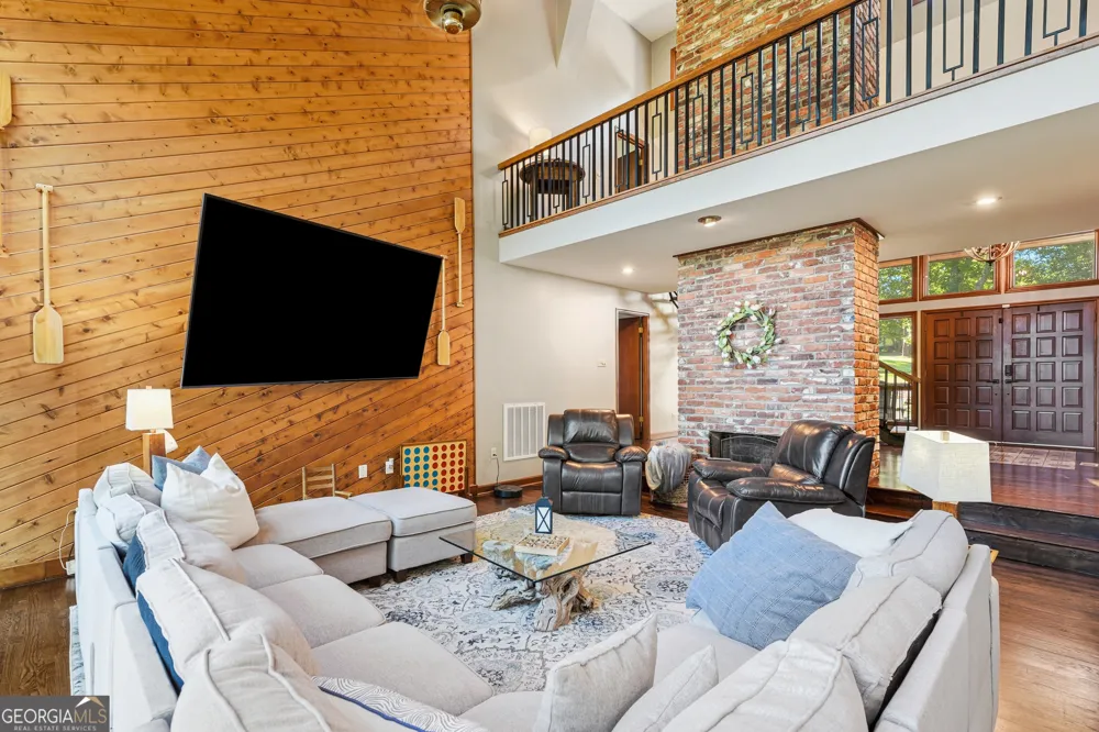 183 Lakecrest DR Milledgeville, GA 31061