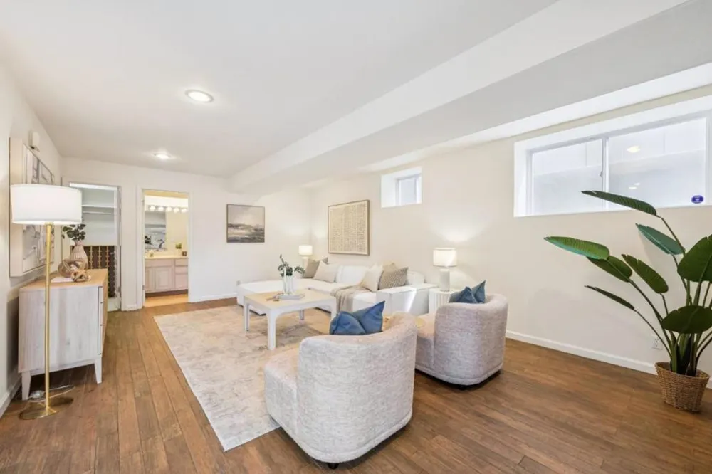 293 Piedmont Avenue Pacifica, CA 94044