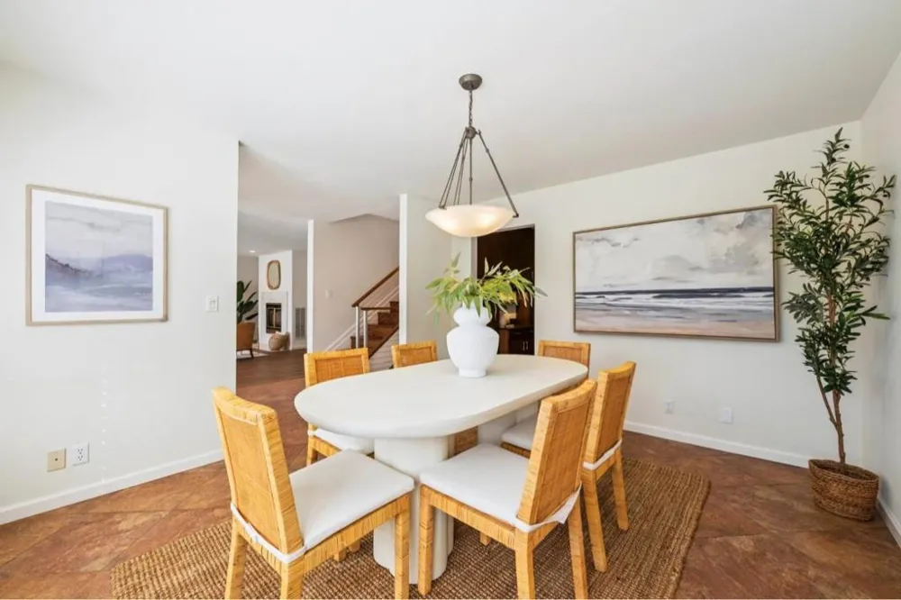 293 Piedmont Avenue Pacifica, CA 94044