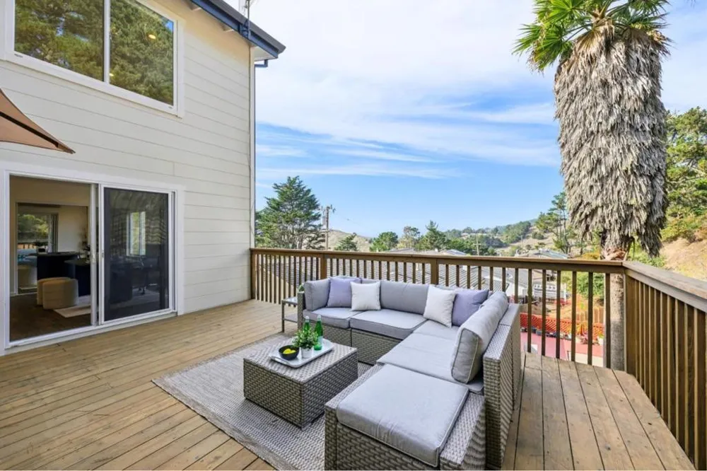 293 Piedmont Avenue Pacifica, CA 94044