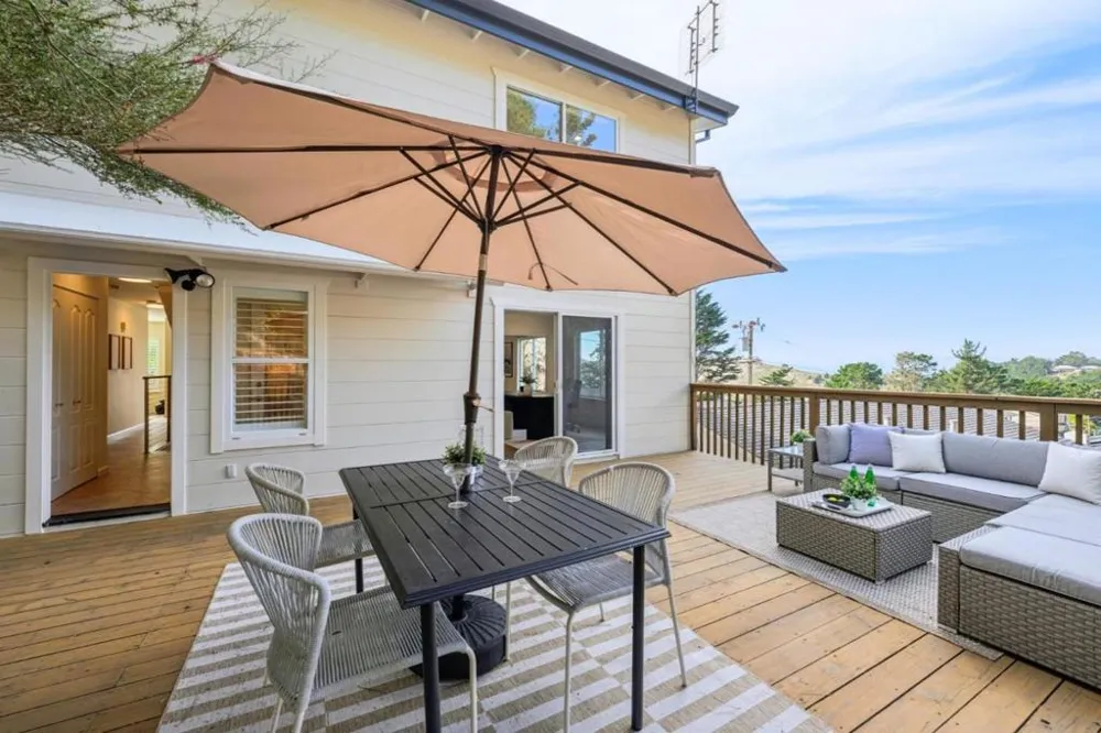 293 Piedmont Avenue Pacifica, CA 94044