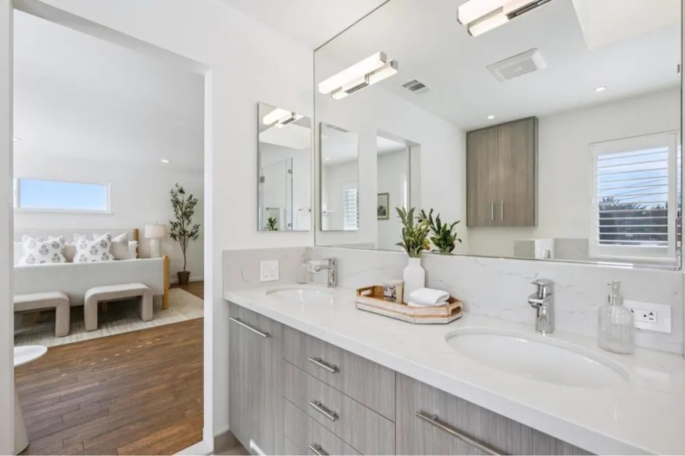 293 Piedmont Avenue Pacifica, CA 94044