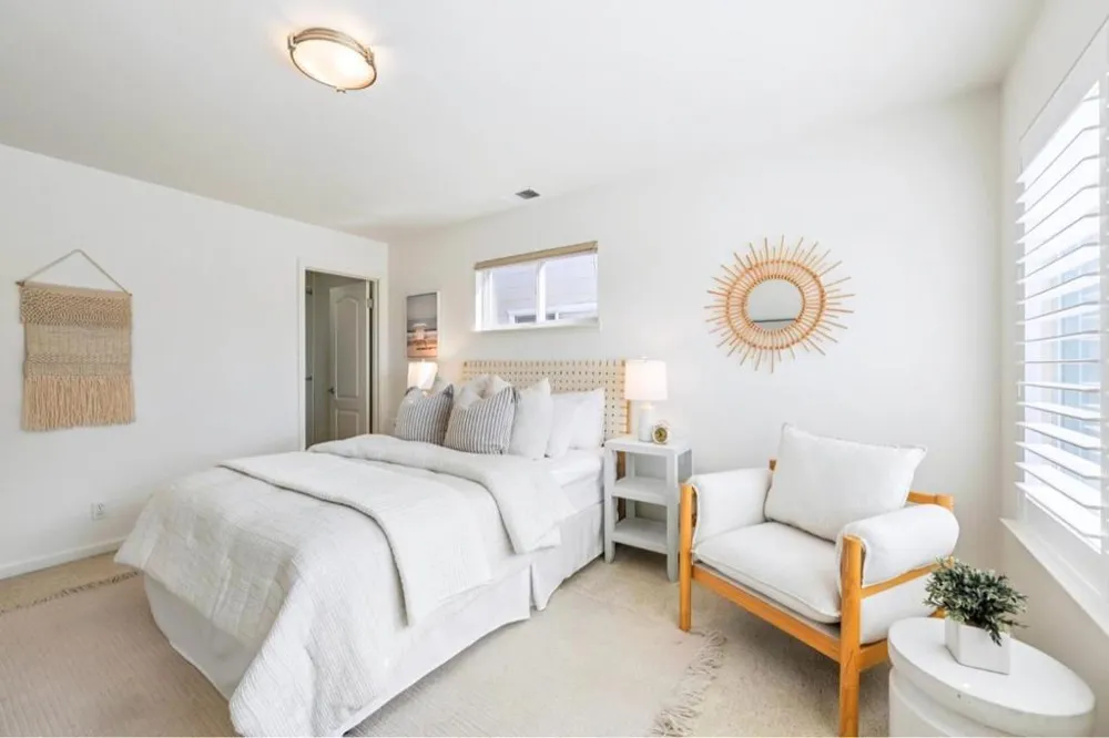 293 Piedmont Avenue Pacifica, CA 94044